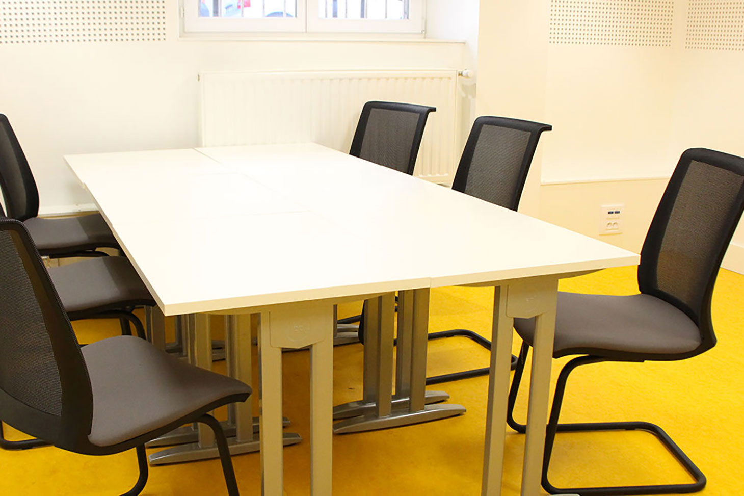 Salle de travail en autonomie de l'IUT2