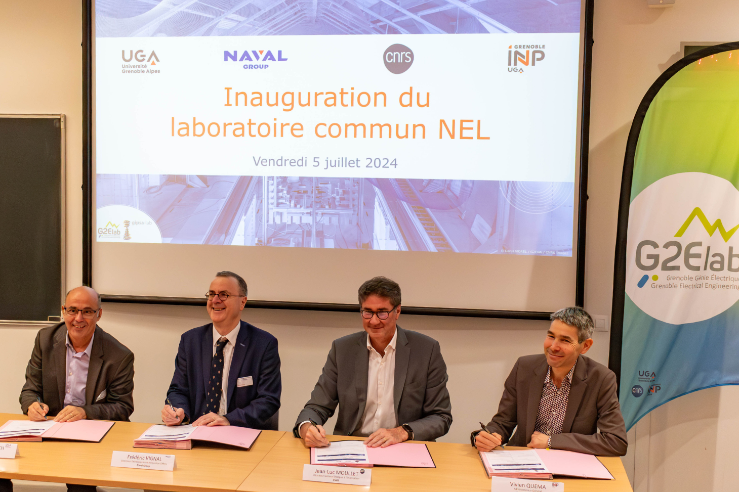 From left to right: Yassine Lakhnech, President of the Université Grenoble Alpes; Frédéric Vignal, Head of Development and Innovation of Naval Group; Jean-Luc Moullet, the CNRS Chief Innovation Officer; and Vivien Quéma, President of Grenoble INP – UGA. ©
